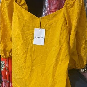 Cuyana Daffodil Seersucker Top